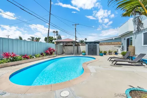 Exterior - 205 Calla Ave, Imperial Beach, CA 91932 photo 13 of 17