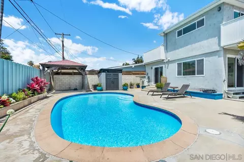 Exterior - 205 Calla Ave, Imperial Beach, CA 91932 photo 14 of 17