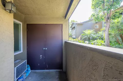 Exterior - 180 Avenida Descanso #A, Oceanside, CA 92057 photo 7 of 10