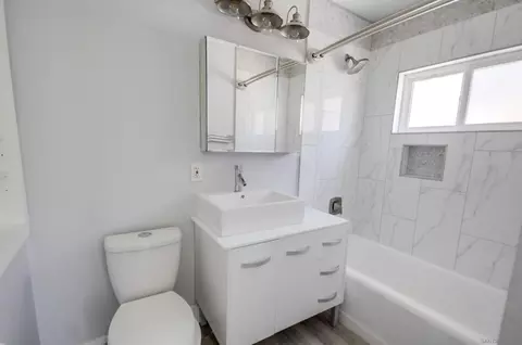 Bath - 4626-28 Edenvale Ave, La Mesa, CA 91941 photo 1 of 2