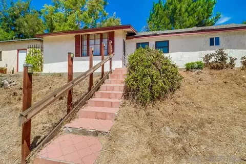209 Frances Dr, El Cajon, CA 92019 photo 2