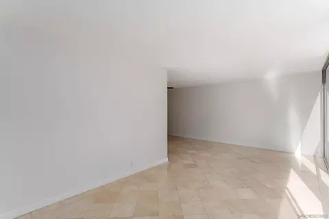 Living - 7811 Eads Ave #206, La Jolla, CA 92037 photo 10 of 13