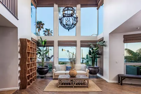 5390 Carlsbad Blvd, Carlsbad, CA 92008