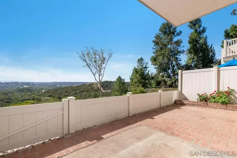 Exterior - 245 Fairlee Ln, Encinitas, CA 92024 photo 1 of 5