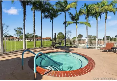 Exterior - 245 Fairlee Ln, Encinitas, CA 92024 photo 5 of 5