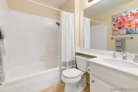 Bath - 245 Fairlee Ln, Encinitas, CA 92024 photo 1 of 1
