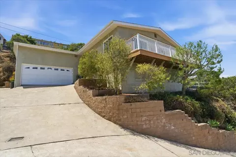 4322 Beverly Dr, La Mesa, CA 91941