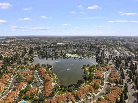 View/Area - 730 Brookstone Rd #201, Chula Vista, CA 91913 photo 5 of 12