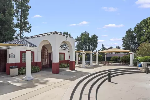 Exterior - 730 Brookstone Rd #201, Chula Vista, CA 91913 photo 7 of 9