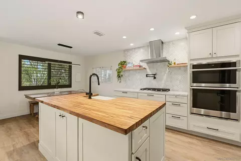6540 Corte Valdez, Carlsbad, CA 92009 photo 6