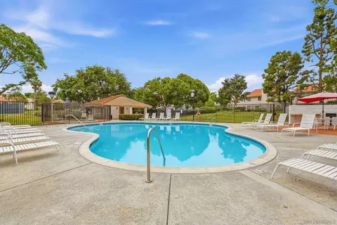 6540 Corte Valdez, Carlsbad, CA 92009 photo 42