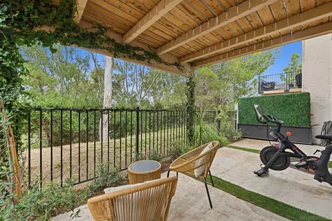6540 Corte Valdez, Carlsbad, CA 92009 photo 23