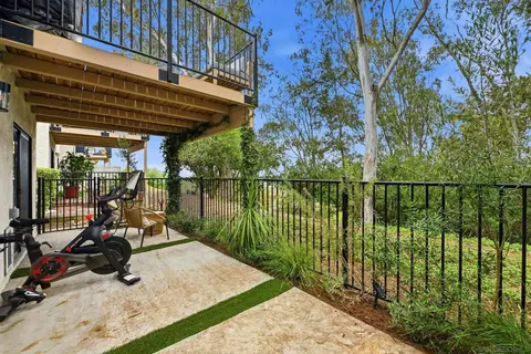 6540 Corte Valdez, Carlsbad, CA 92009 photo 26