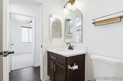Bath - 5069 Cascade Way #101, Oceanside, CA 92057 photo 5 of 5