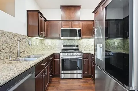 Kitchen - 5069 Cascade Way #101, Oceanside, CA 92057 photo 3 of 4