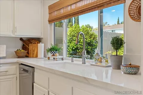 Kitchen - 14168 Kendra Way, Poway, CA 92064 photo 4 of 4