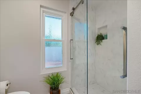 Bath - 14168 Kendra Way, Poway, CA 92064 photo 4 of 4