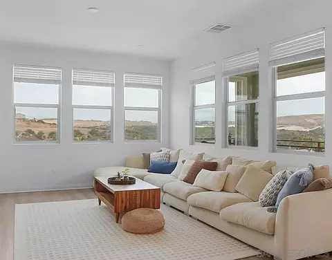 1277 Calle Pomelo #3, Chula Vista, CA 91913