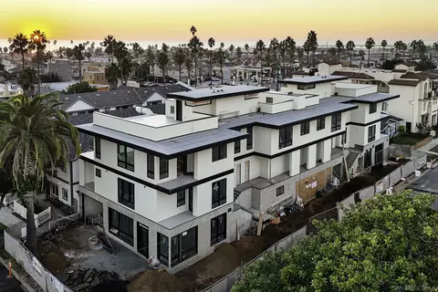 505 N Freeman St #203, Oceanside, CA 92054