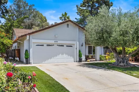 2070 Fuerte Ln, Escondido, CA 92026