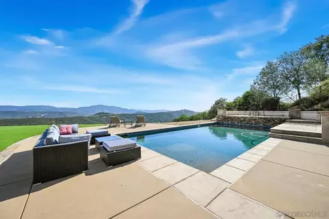 Exterior - 2167 Collomia Ct, Alpine, CA 91901 photo 4 of 14