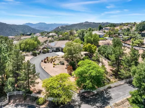 View/Area - 2167 Collomia Ct, Alpine, CA 91901 photo 6 of 7