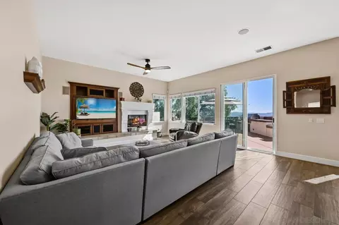 Living - 2167 Collomia Ct, Alpine, CA 91901 photo 1 of 2