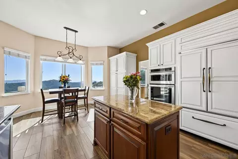 Kitchen - 2167 Collomia Ct, Alpine, CA 91901 photo 5 of 5