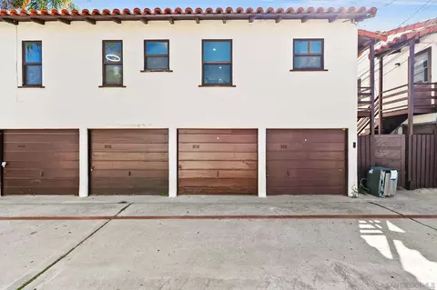 Exterior - 614 4th St, Coronado, CA 92118 photo 5 of 5