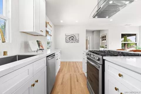 Kitchen - 614 4th St, Coronado, CA 92118 photo 4 of 5