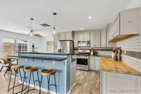 Kitchen - 10708 Ironwood Ave, Santee, CA 92071 photo 3 of 7