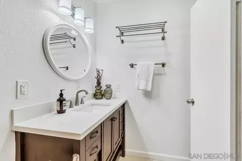 Bath - 10708 Ironwood Ave, Santee, CA 92071 photo 2 of 3