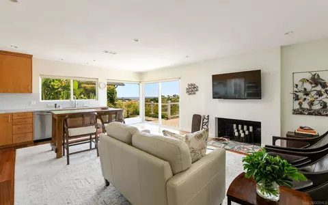 Living - 5958 Sagebrush Rd, La Jolla, CA 92037 photo 2 of 4