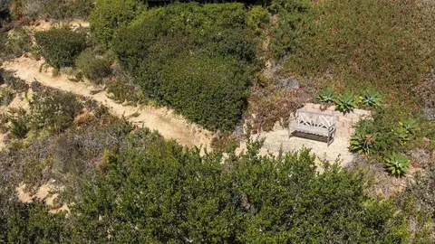 Exterior - 5958 Sagebrush Rd, La Jolla, CA 92037 photo 13 of 16