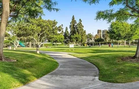 387 Deerfield #77, Irvine, CA 92606