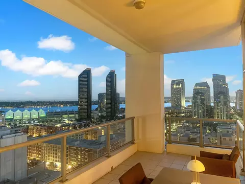 575 6th Ave #1805, San Diego, CA 92101