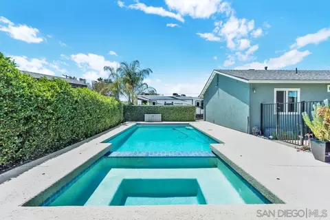 Exterior - 1852 El Cajon Ln, Ramona, CA 92065 photo 2 of 17