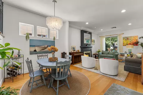 Dining - 227 C Ave, Coronado, CA 92118 photo 1 of 3