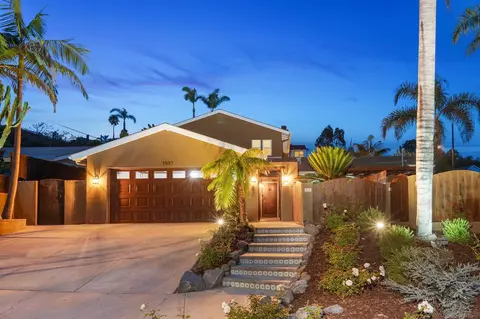 1927 Playa Riviera, Cardiff, CA 92007