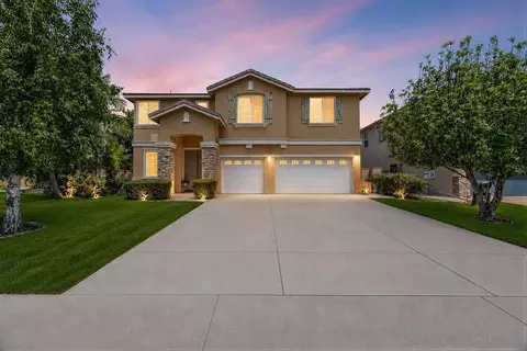 Exterior - 6874 Raspberry, Corona, CA 92880 photo 4 of 6