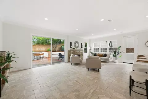 Living - 12632 Footman Ln, Poway, CA 92064 photo 2 of 4