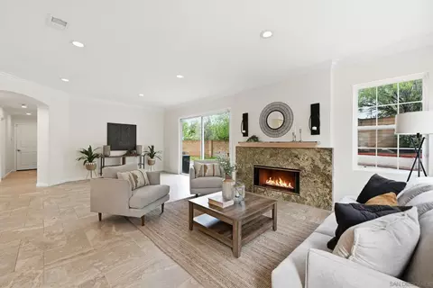 Living - 12632 Footman Ln, Poway, CA 92064 photo 3 of 4
