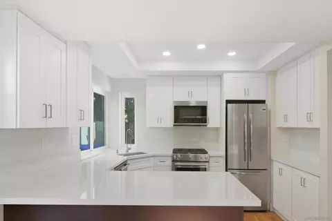 Kitchen - 12959 Creek Park Dr, Poway, CA 92064 photo 4 of 4
