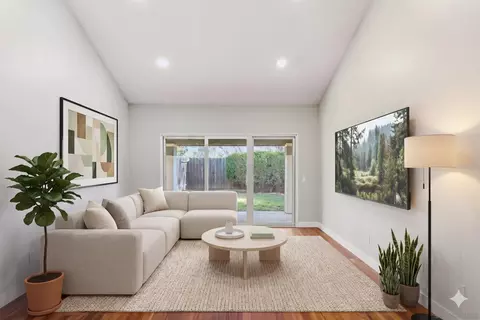 Living - 12959 Creek Park Dr, Poway, CA 92064 photo 2 of 5