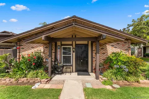 9952 N Magnolia Ave, Santee, CA 92071
