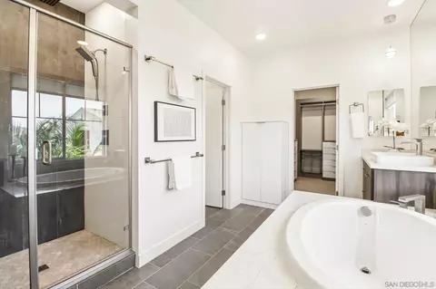 Bath - 9124 Trailmark Way, Santee, CA 92071 photo 3 of 8