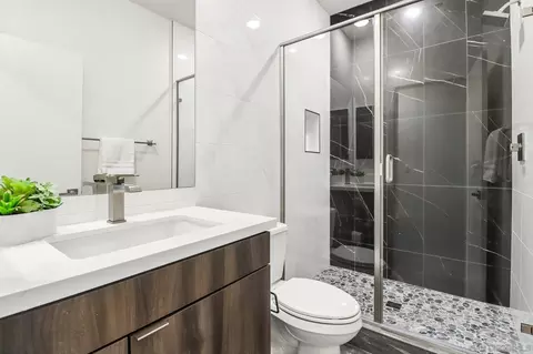 Bath - 9124 Trailmark Way, Santee, CA 92071 photo 7 of 8