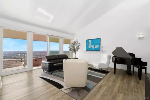 6236 Caminito Buena Suerte, San Diego, CA 92120
