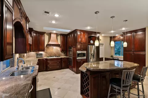 Kitchen - 2389 Victoria Cir, Alpine, CA 91901 photo 4 of 6