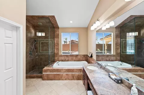 Bath - 2389 Victoria Cir, Alpine, CA 91901 photo 5 of 7